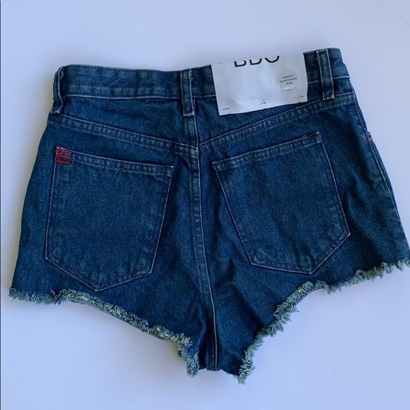 🆕 BDG Cheeky Super High Rise Shorts SZ 27 - Picture 2 of 5